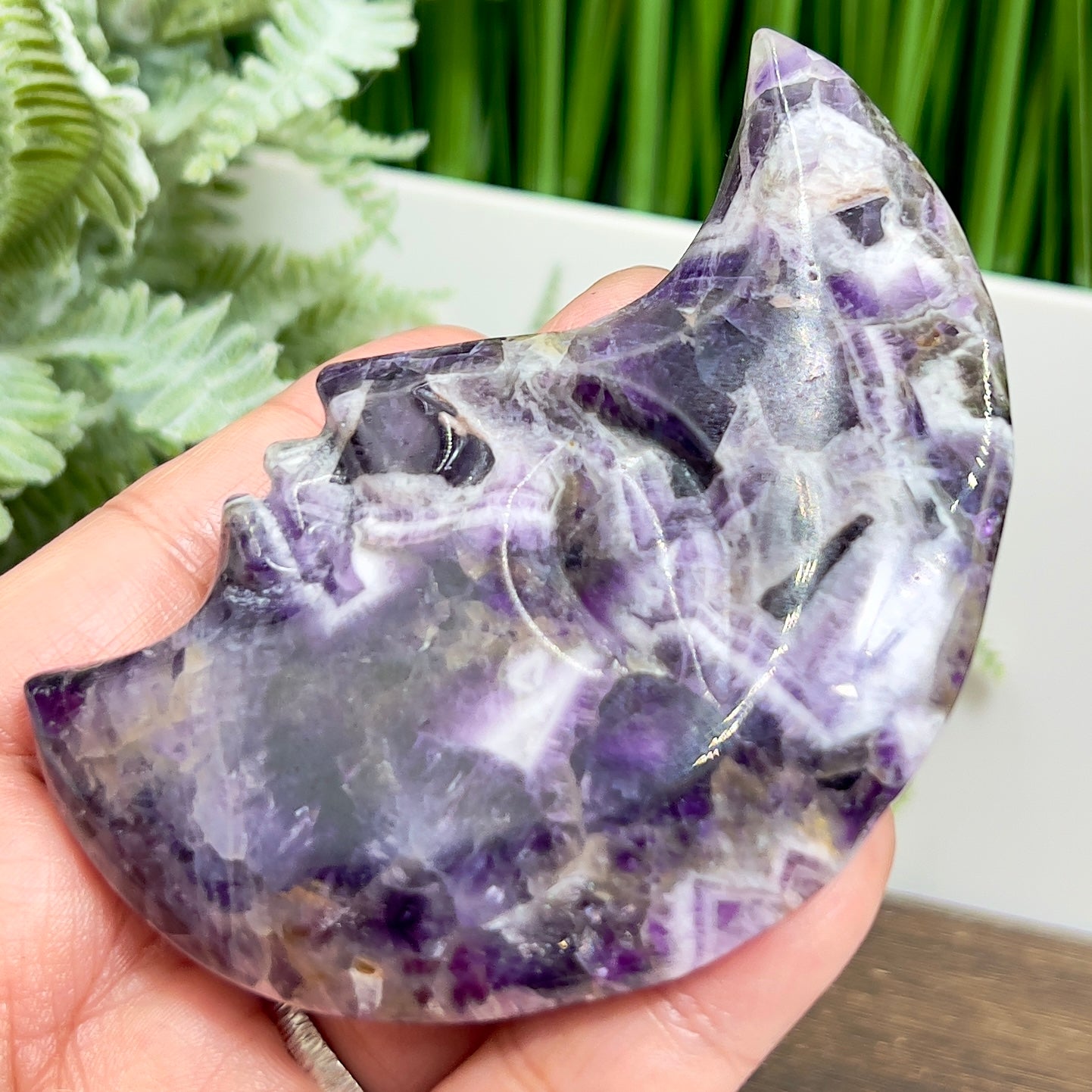 Chevron Dream Amethyst Moon Face Crescent Healing Crystal Carving 104g