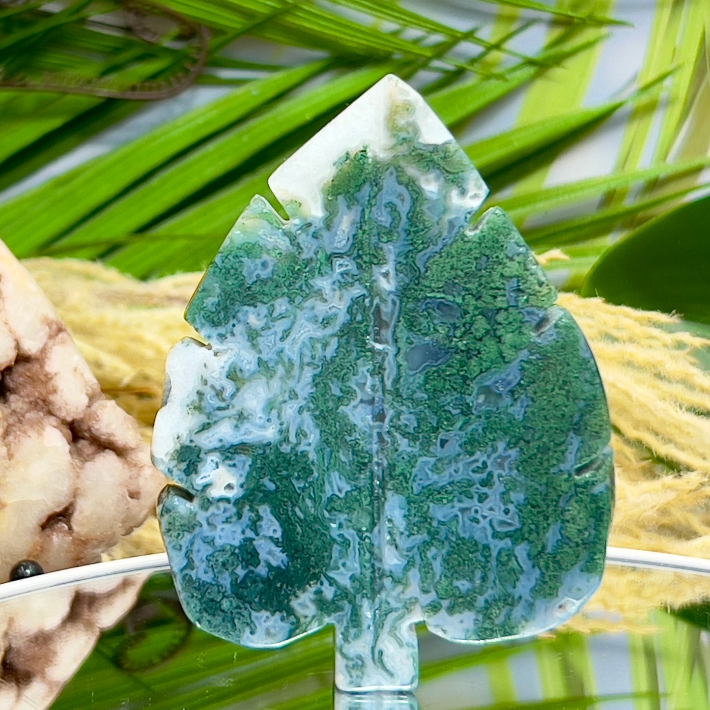 Moss Agate Leaf Healing Crystal Plant Carving 124g