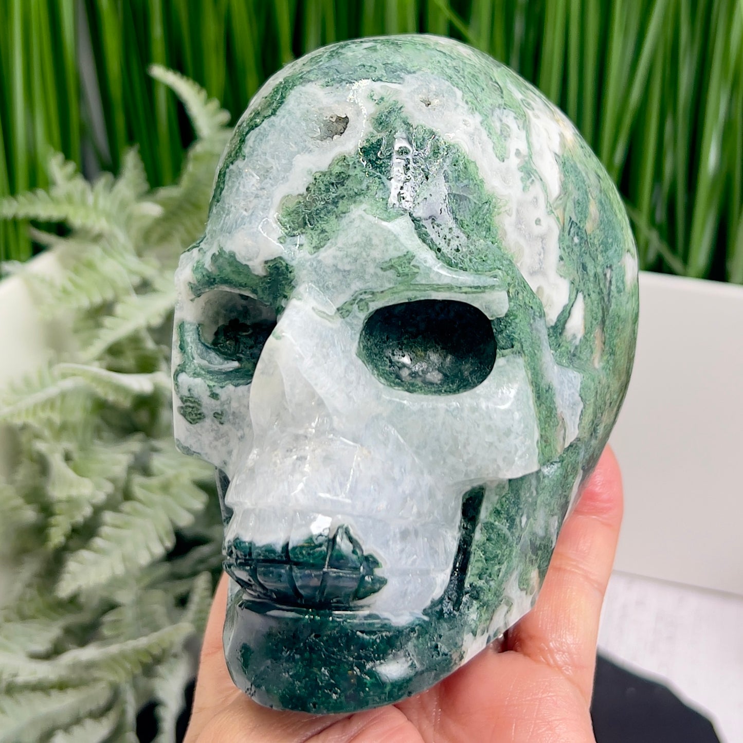 Moss Agate Druzy Skull Healing Crystal Carving 1218g