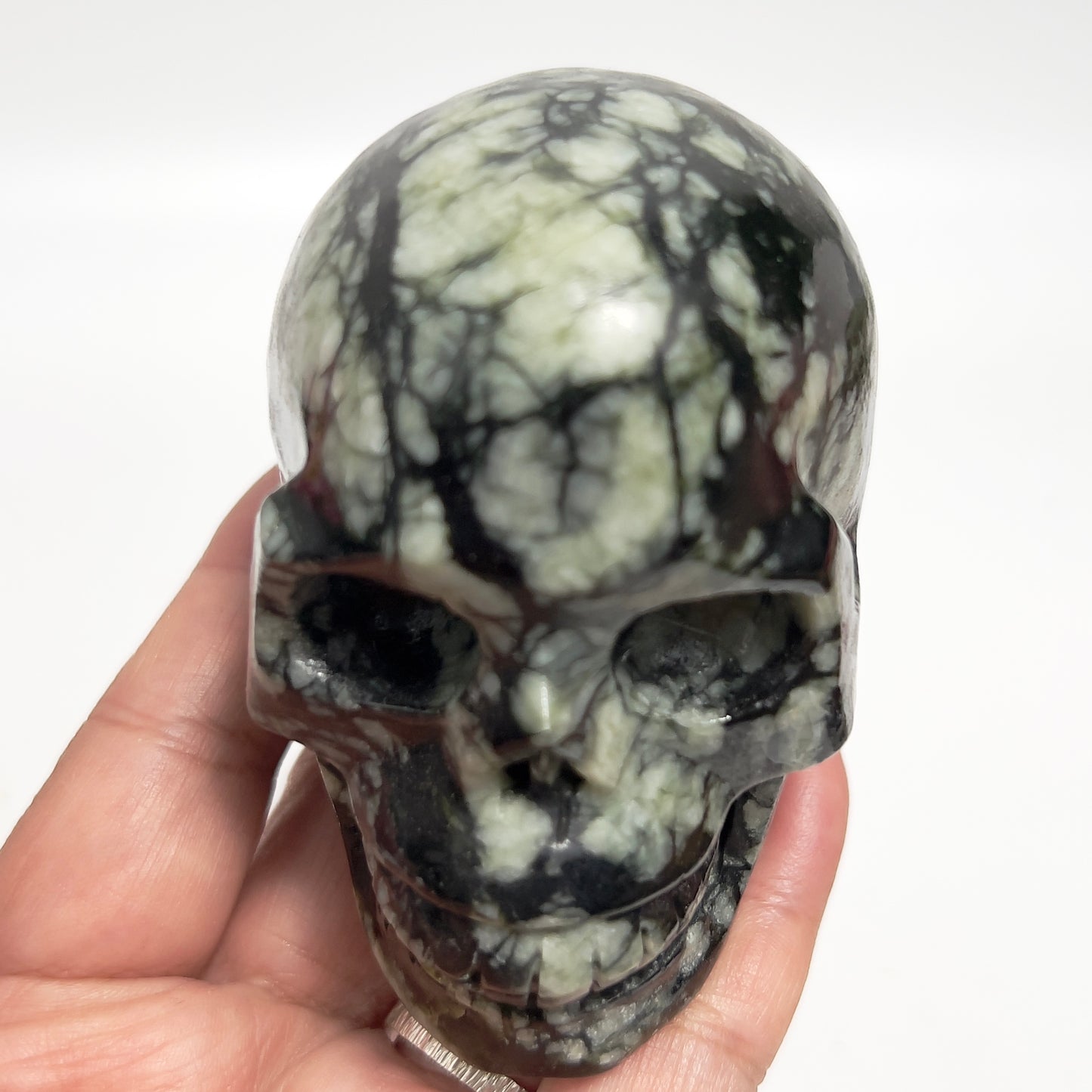 Jade Skull Healing Crystal Carving 462g