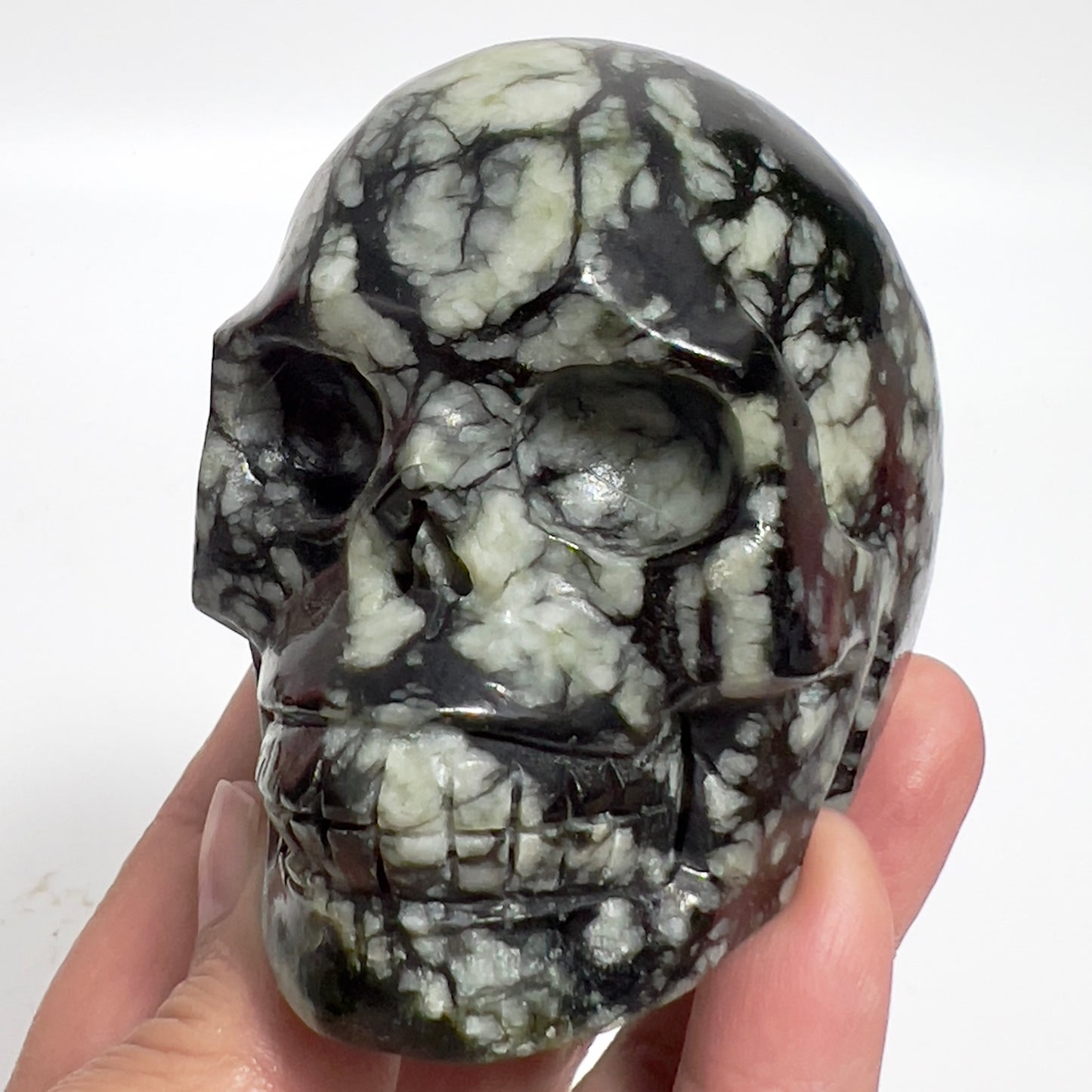 Jade Skull Healing Crystal Carving 462g