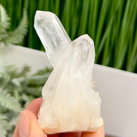 Clear Quartz Cluster Natural Raw Specimen Crystal 102g