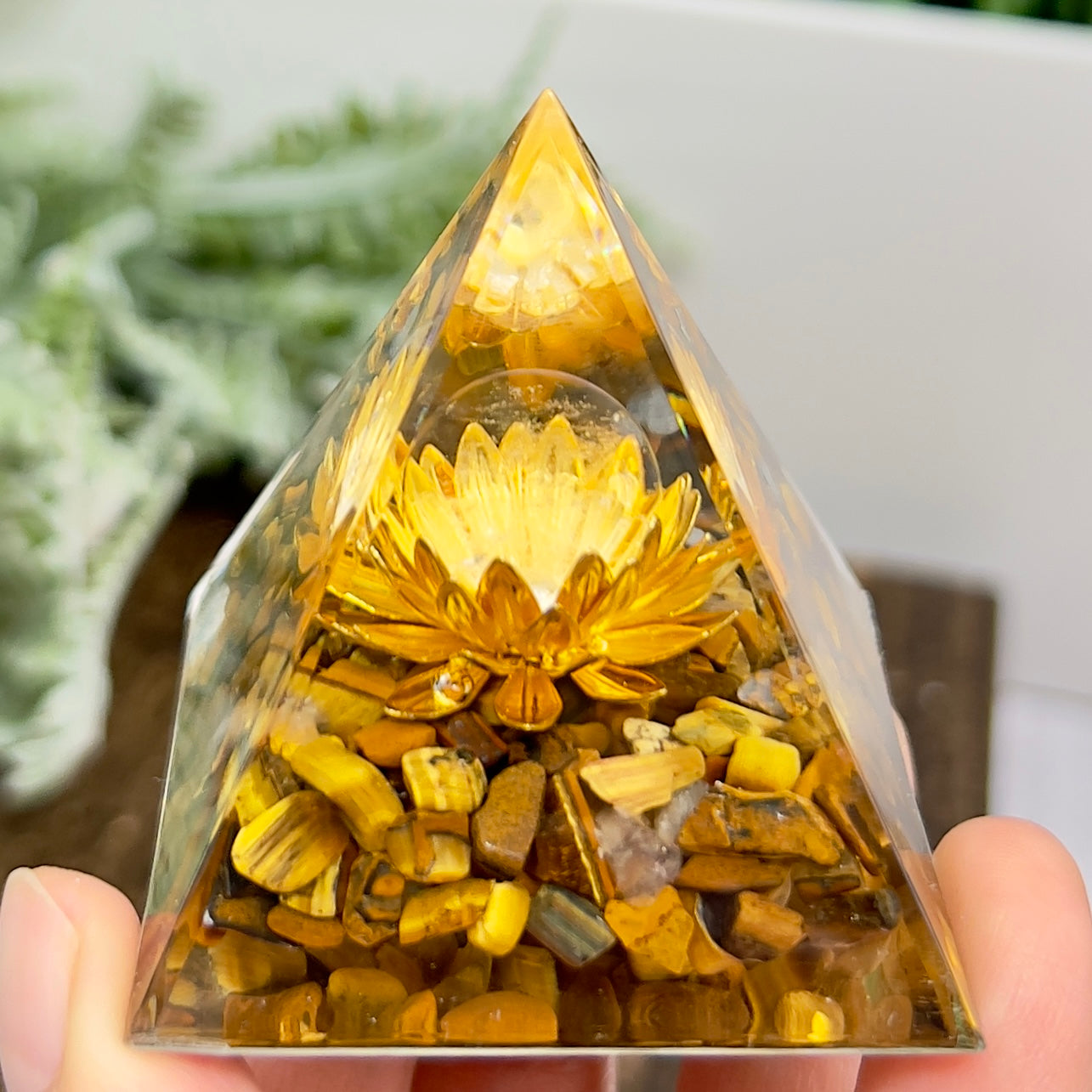 Tigers Eye Lotus Flower Crystal Sphere Orgonite Pyramid Chakra Energy Gemstones