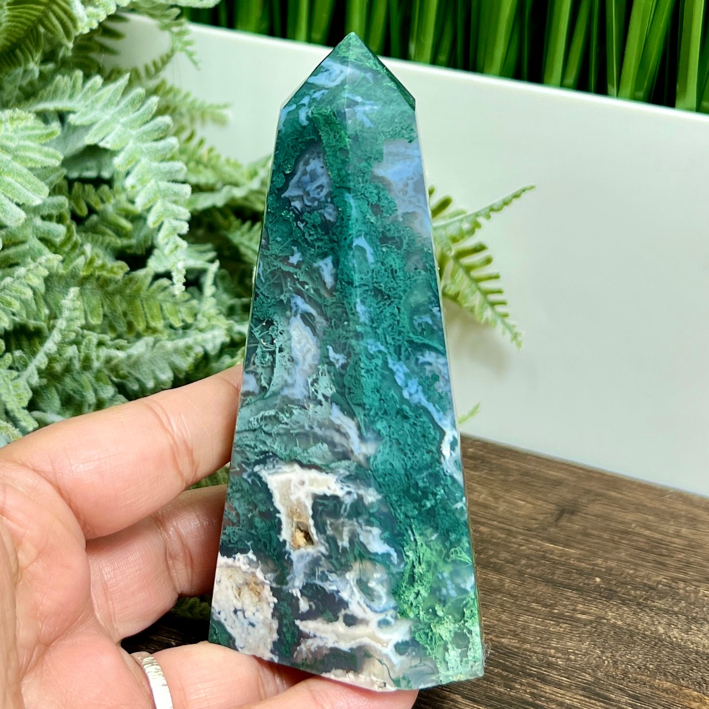 Moss Agate Tower Healing Crystal Generator 252g