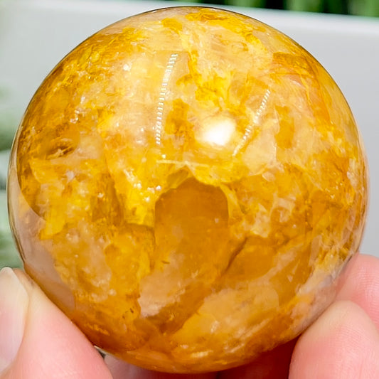 Golden Healer Quartz Sphere Healing Crystal Ball 158g 48mm