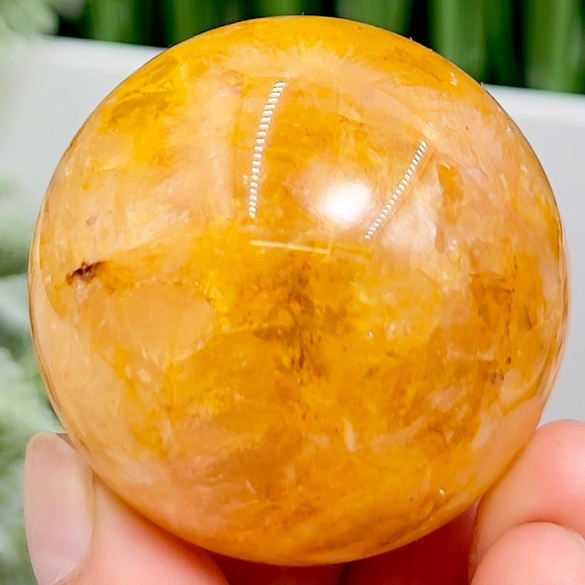 Golden Healer Quartz Sphere Healing Crystal Ball 152g 48mm