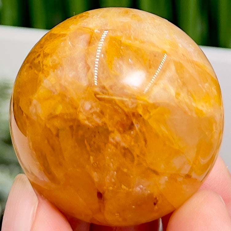 Golden Healer Quartz Sphere Healing Crystal Ball 86g 40mm