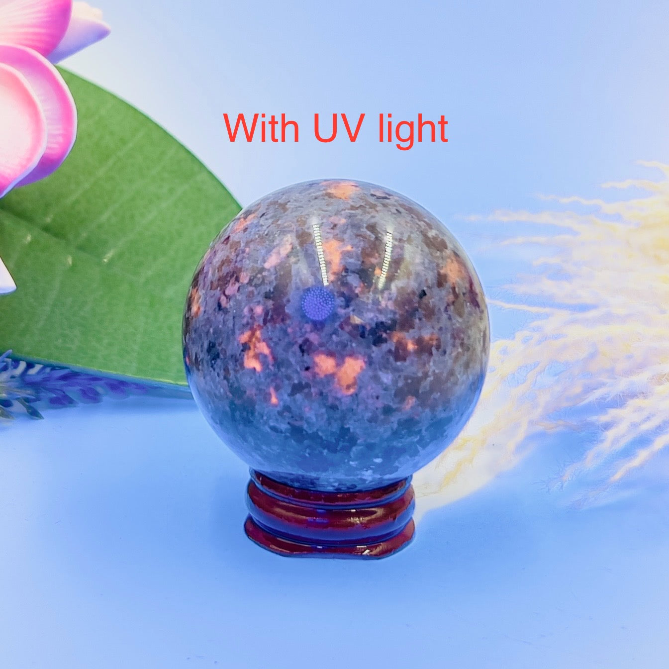 Yooperlite Sphere UV Reactive Healing Crystal Ball 199g 51mm