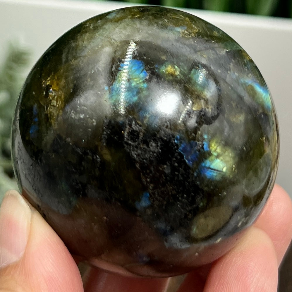 Labradorite Sphere Healing Crystal Ball Flashy Gemstone 236g 55mm