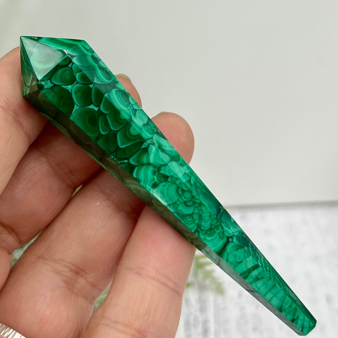 Malachite Wand with Stand Crystal 30g 88mm