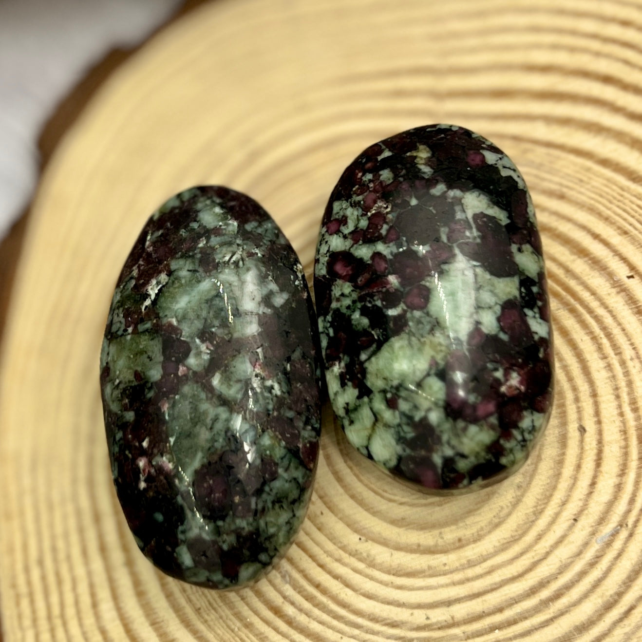 Eudialyte Garnet Feldspar Niter Rare Sphere UV Reactive Palm Stones Meditation Crystals