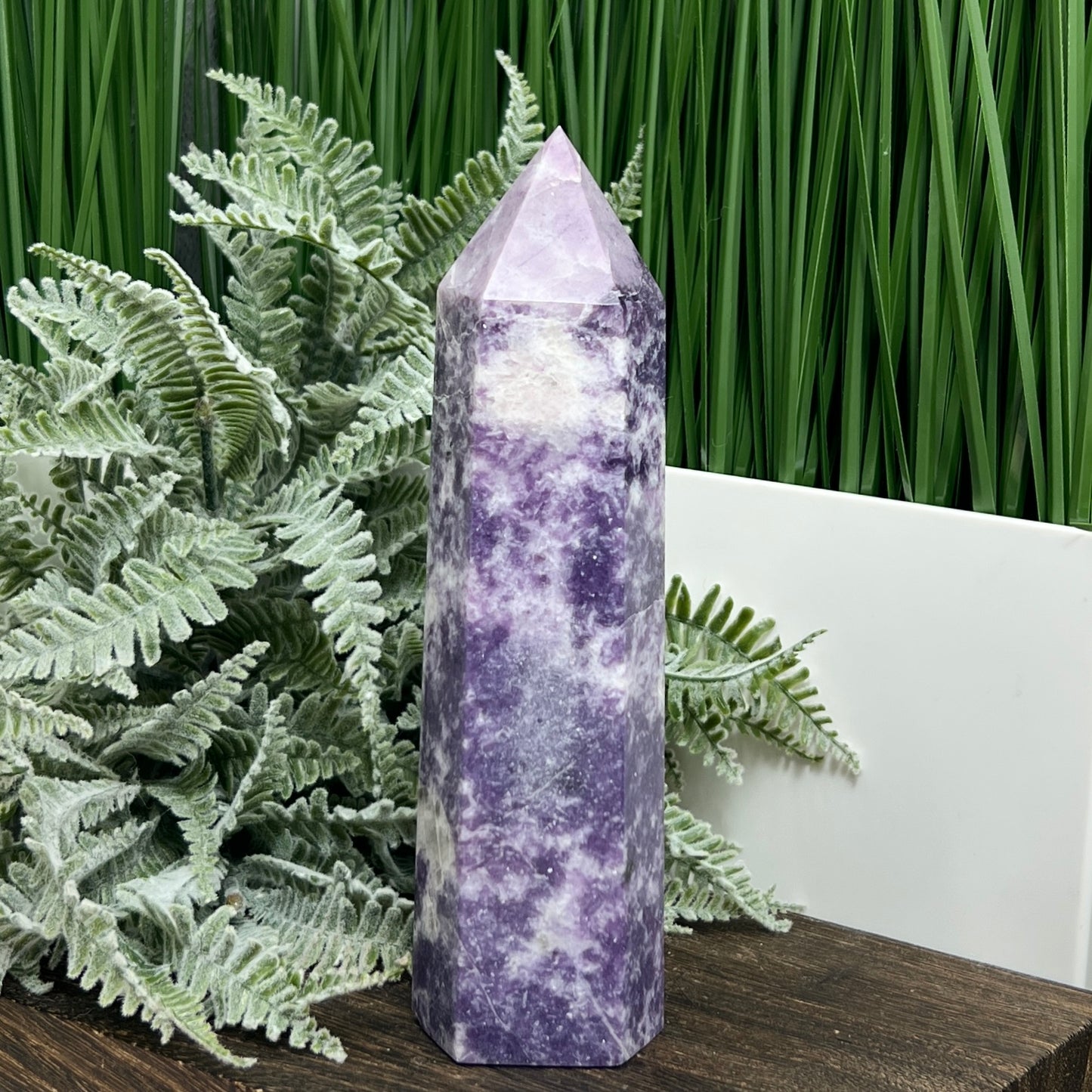 Lepidolite Purple Mica Tower Healing Crystal Generator 662g 175mm