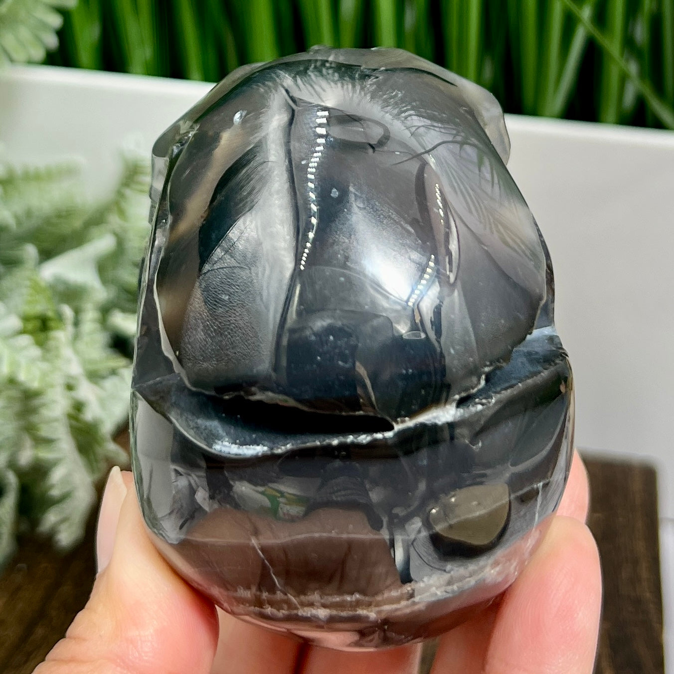 Volcanic Agate Skull UV Reactive Healing Crystal Carving 524g