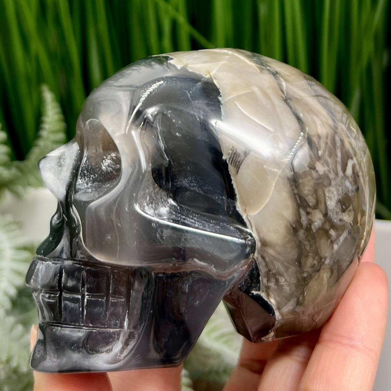 Volcanic Agate Skull UV Reactive Healing Crystal Carving 420g