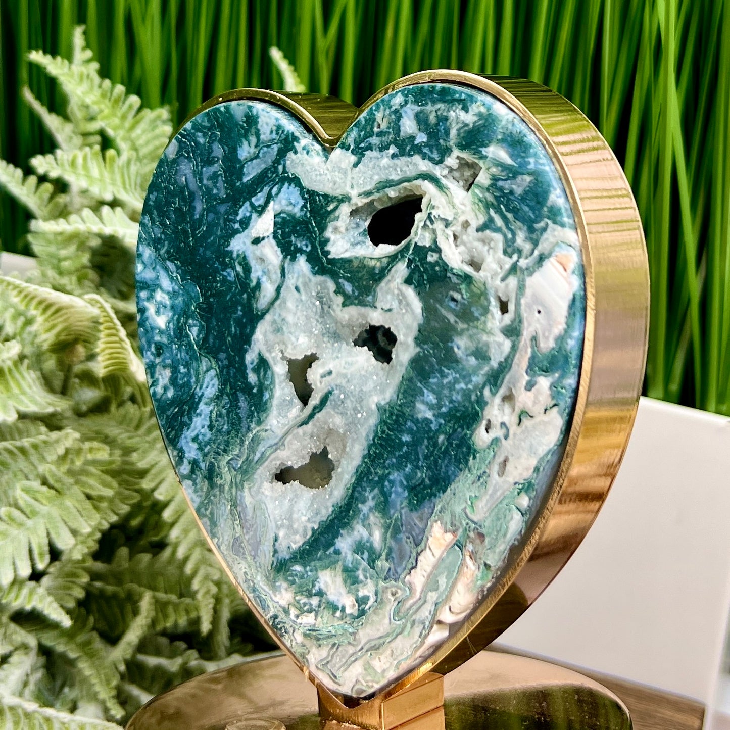 Moss Agate Heart Lamp Crystal Carving Two Colour Settings