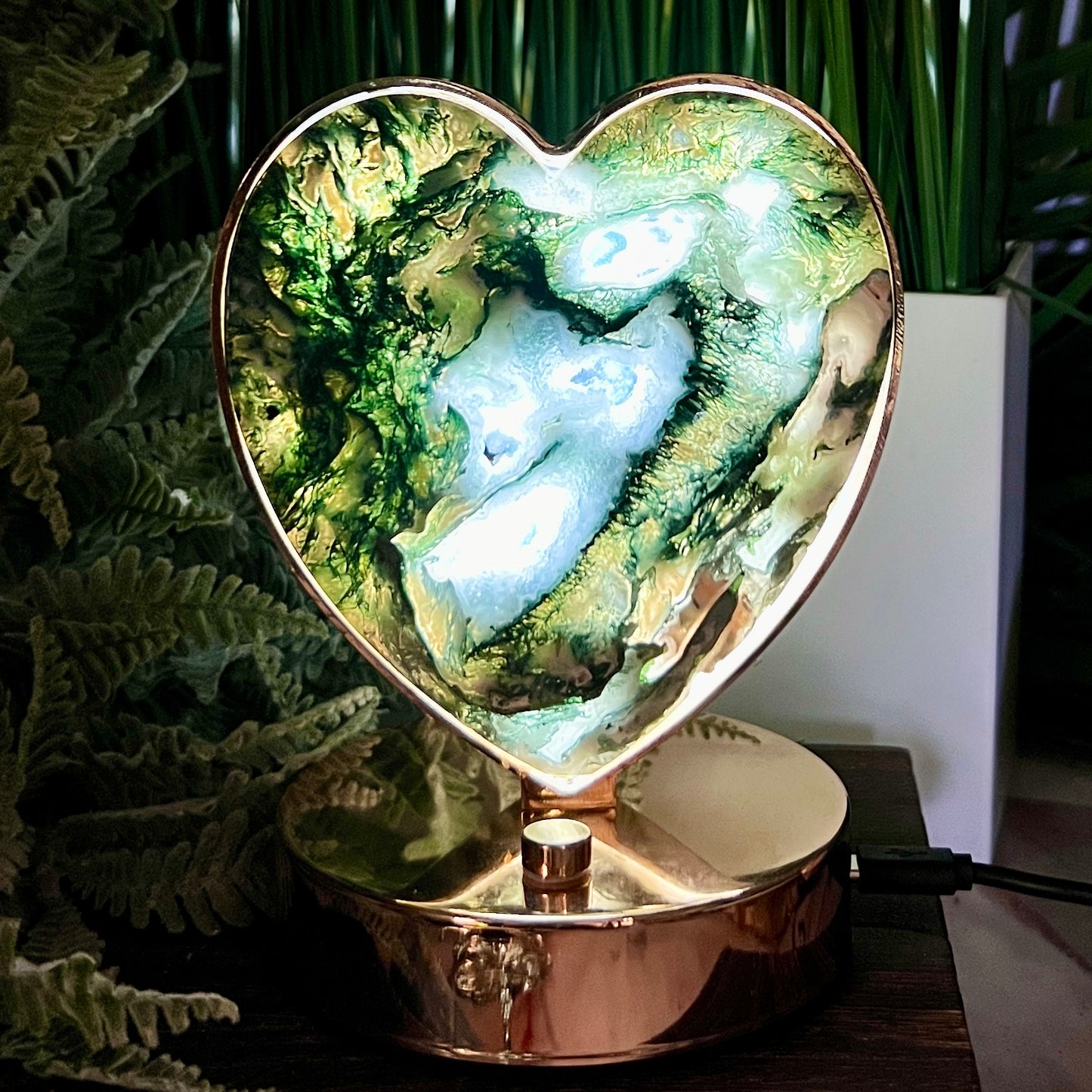 Moss Agate Heart Lamp Crystal Carving Two Colour Settings