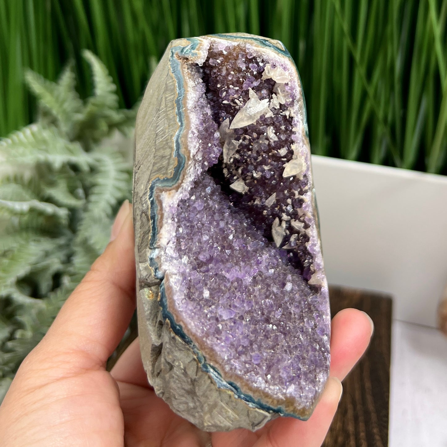 Amethyst with Calcite Geode Cluster Cave Healing Natural Crystal 590g