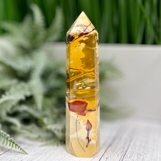 Mookaite Jasper Tower Australian Gemstone Crystal Generator 460g 171mm