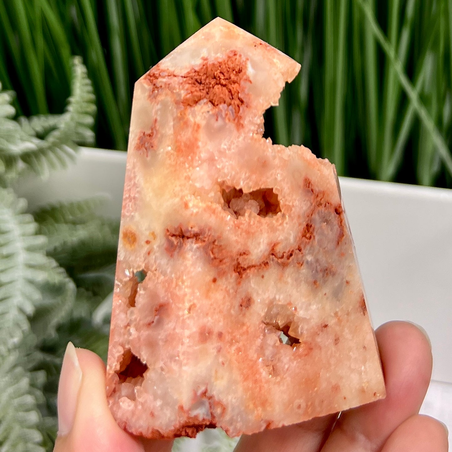 Druzy Agate Tower Crystal Generator 142g