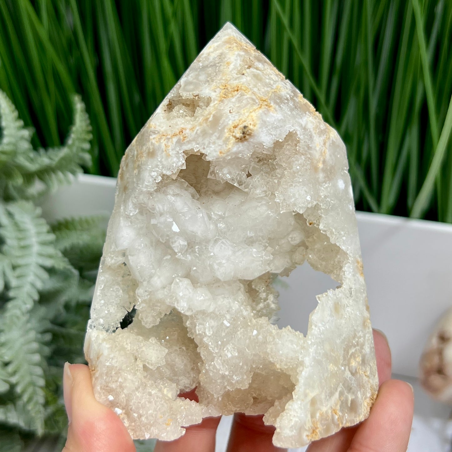 Druzy Agate Tower Crystal Generator 340g