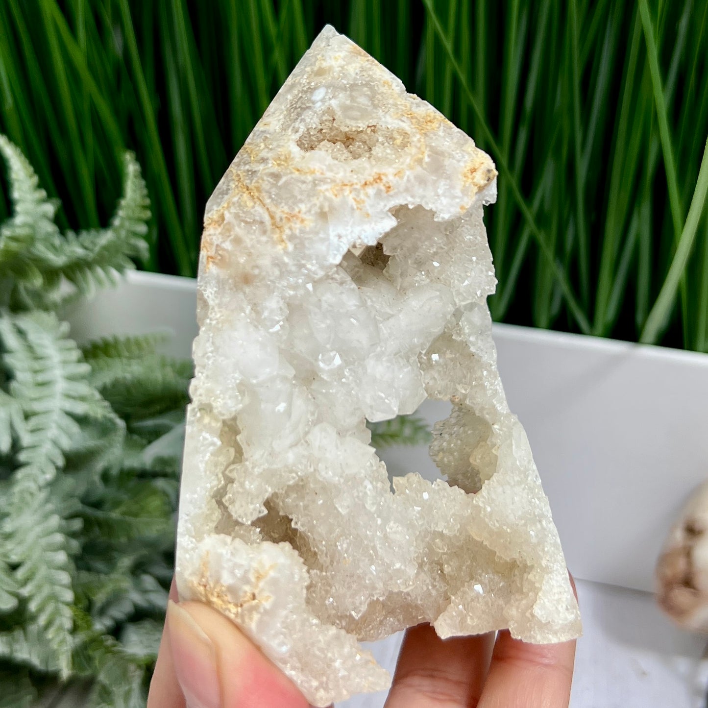 Druzy Agate Tower Crystal Generator 340g