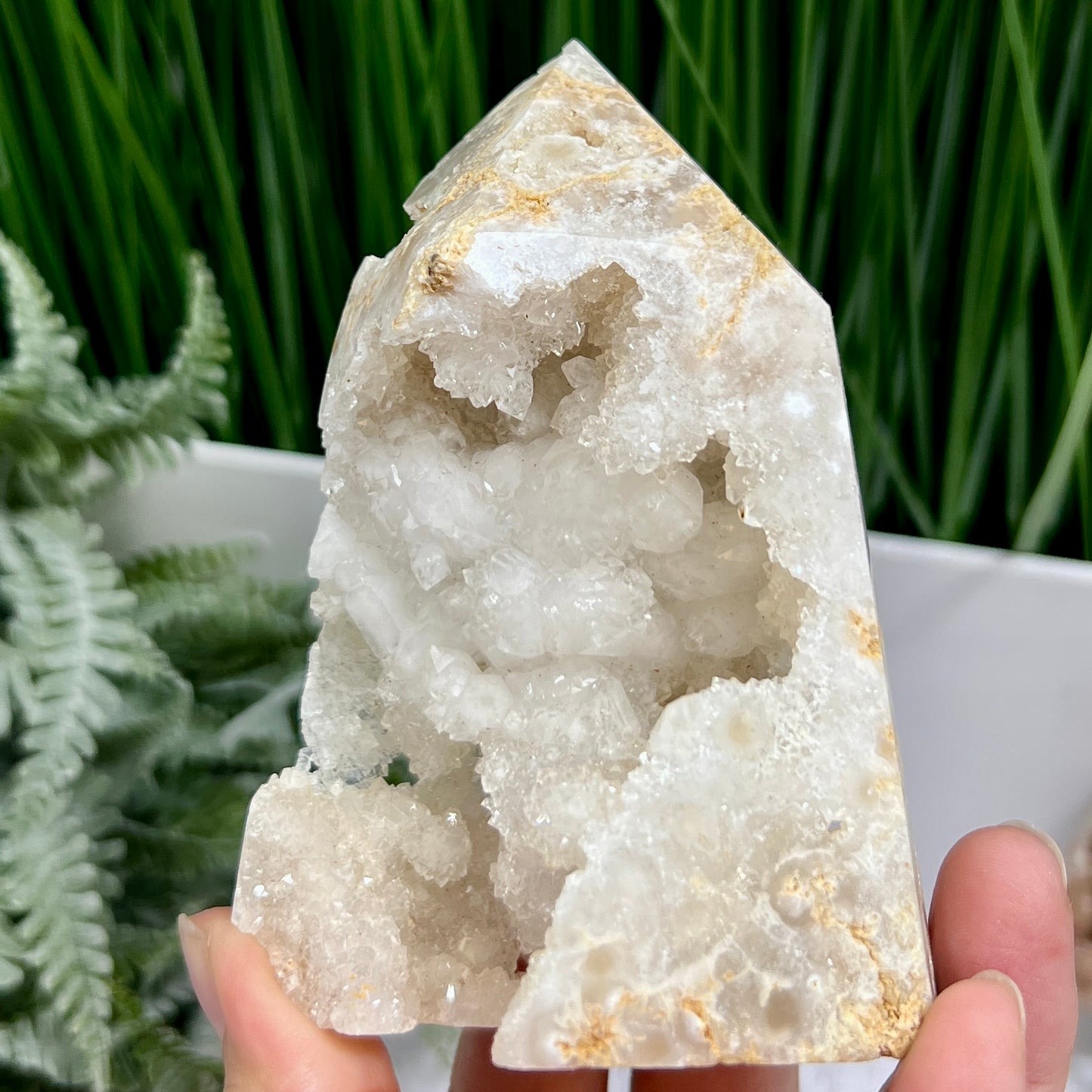 Druzy Agate Tower Crystal Generator 340g