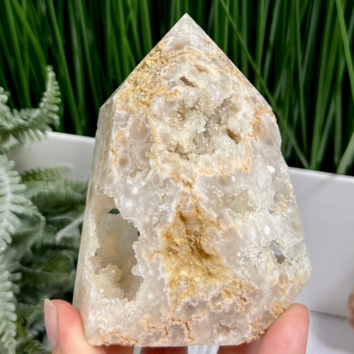 Druzy Agate Tower Crystal Generator 340g