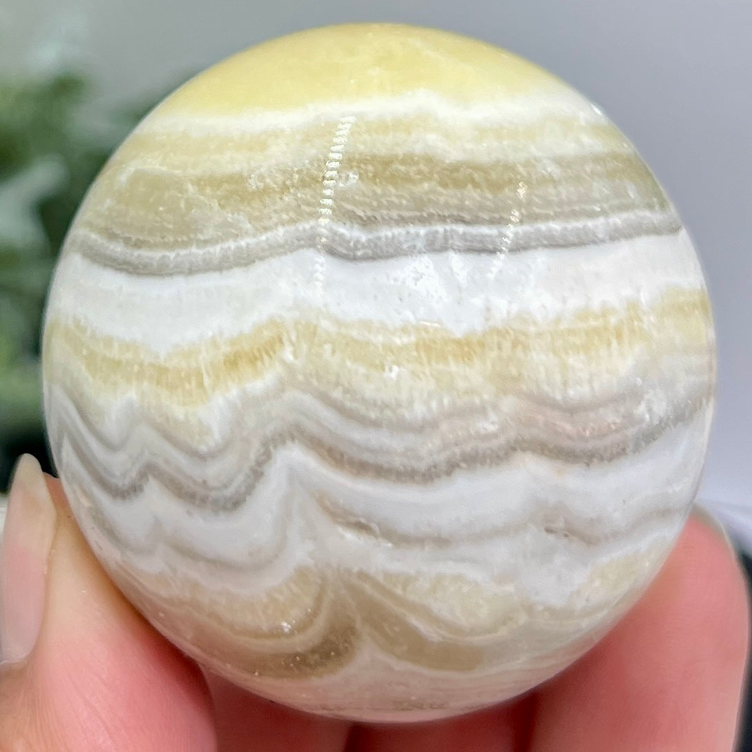 Zebra Calcite Sphere Healing Crystal Ball 182g 51mm