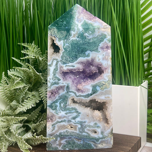 Moss Agate with Amethyst Unique Tower Crystal Generator 4544g 10lbs