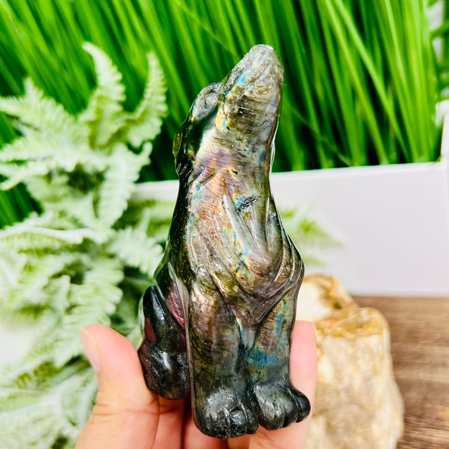 Labradorite Howling Wolf Healing Crystal Animal Carving 260g