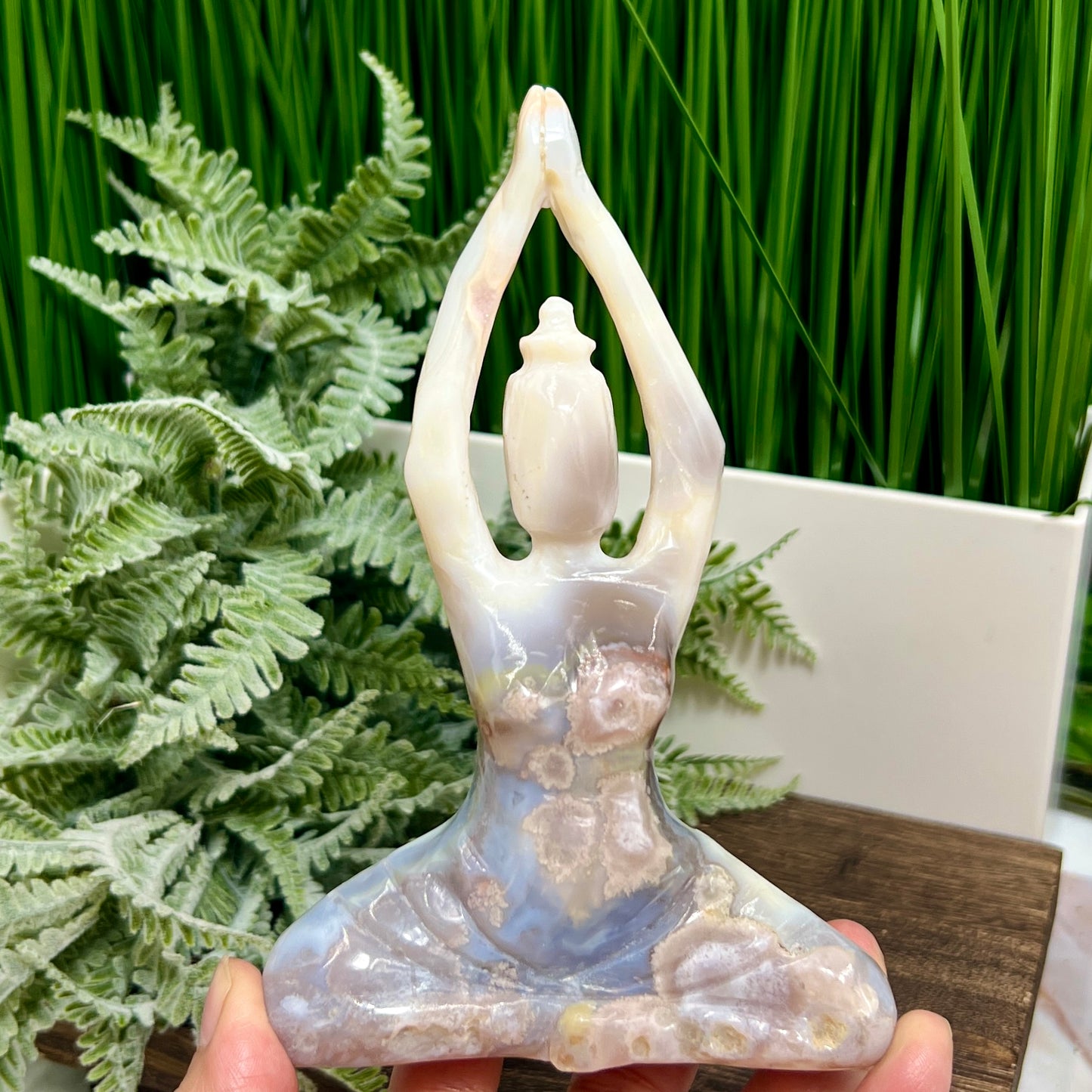 Flower Agate Yoga Lady Meditation Healing Crystal Carving 318g