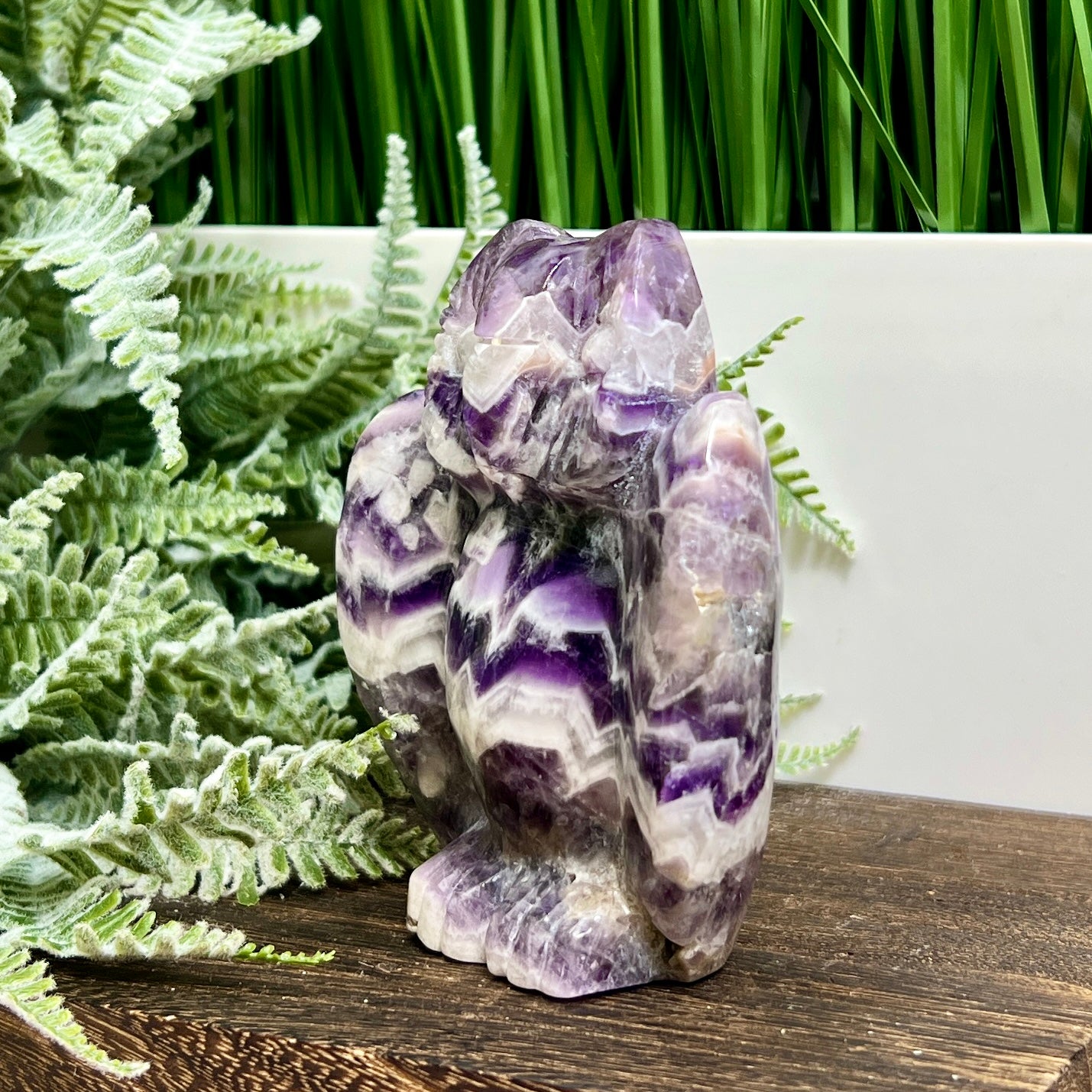 Chevron Dream Amethyst Owl Healing Bird Crystal Carving 388g