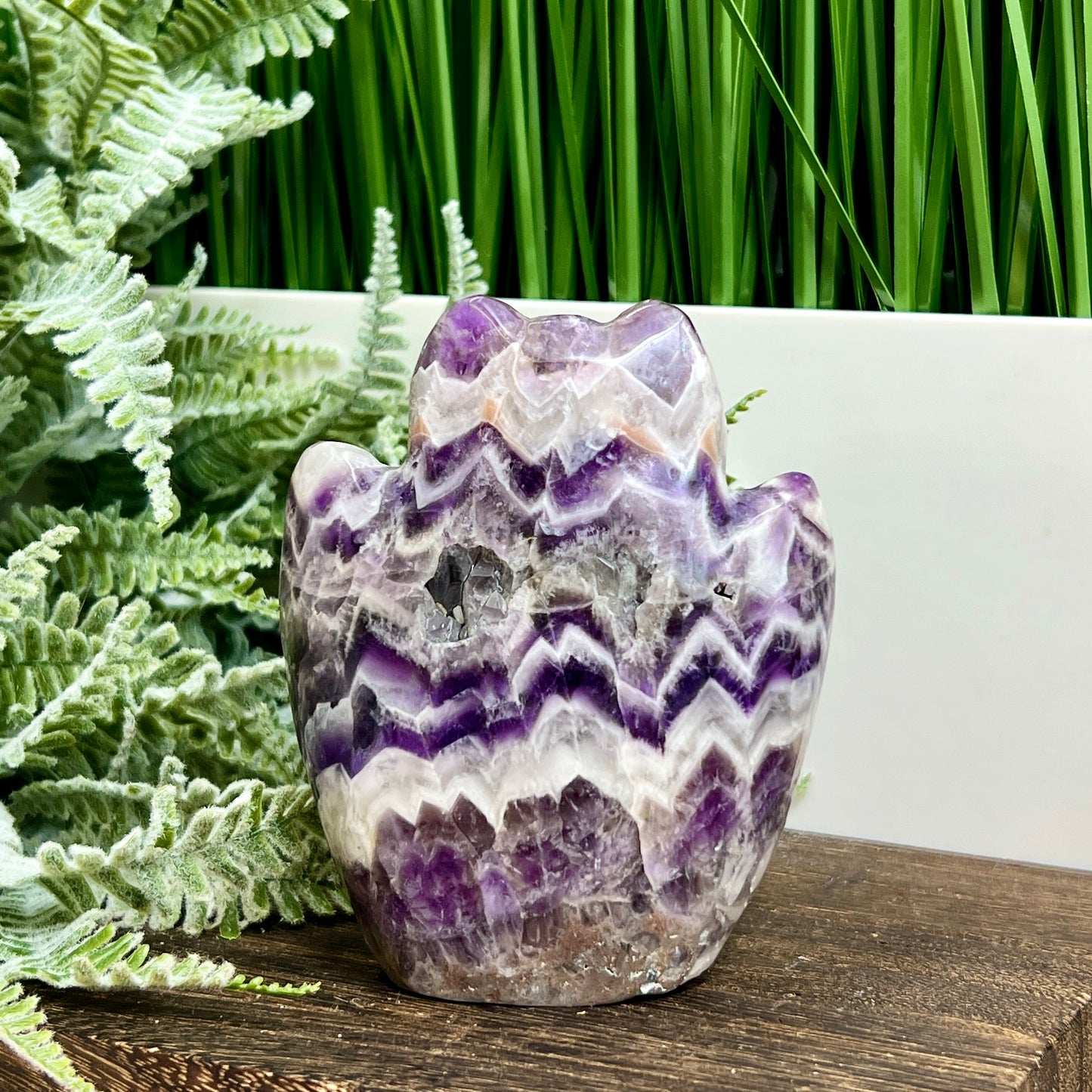 Chevron Dream Amethyst Owl Healing Bird Crystal Carving 388g